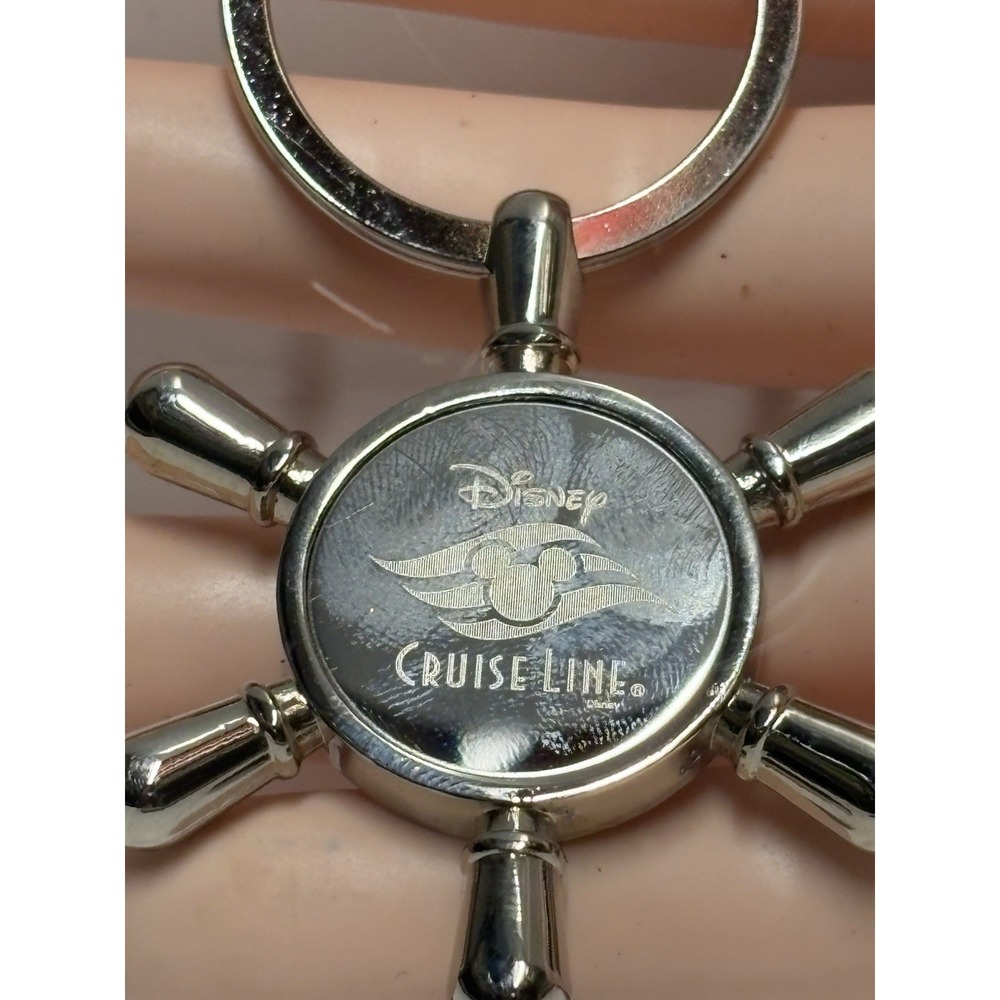 DCL Disney Cruise Line Ship Metal Steering Wheel‎ Keyring Keychain - Picture 7 of 7